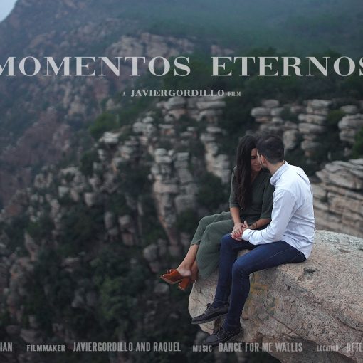 MOMENTOS ETERNOS