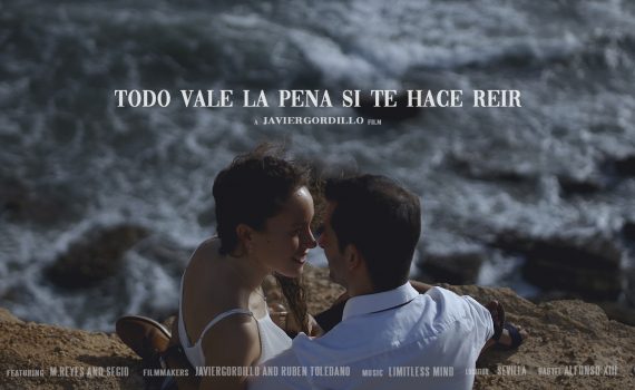 TODO VALE LA PENA SI TE HACE REIR